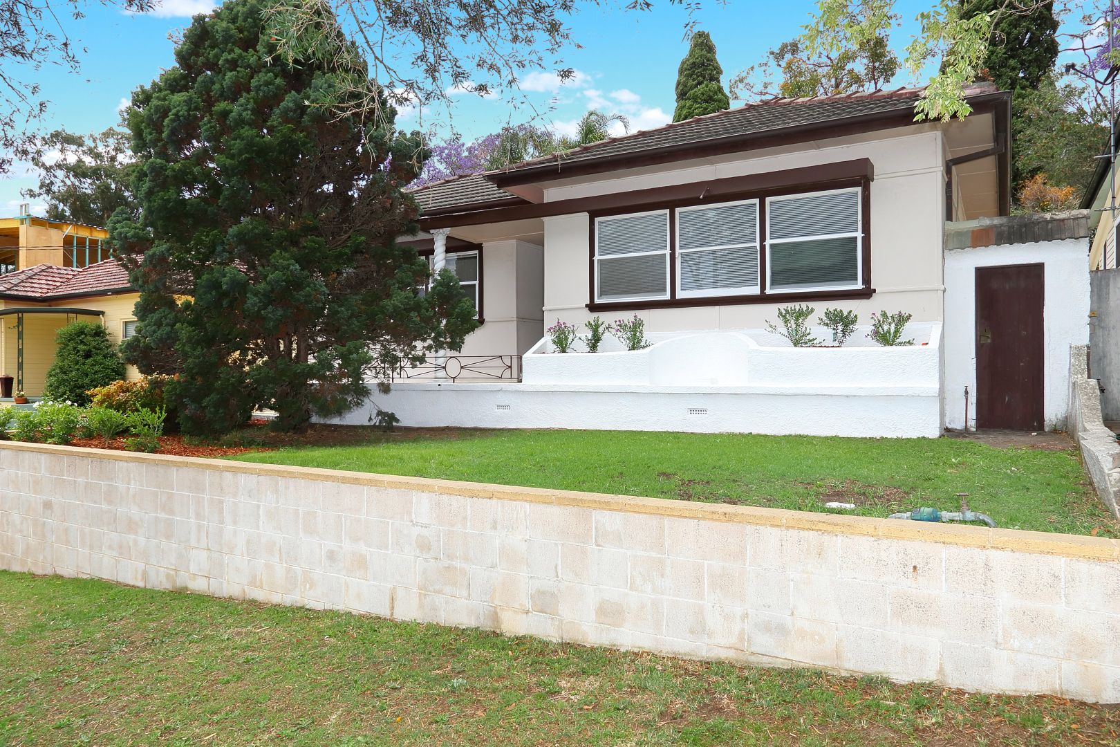 19 Ballantyne Road, Mortdale Property History & Address Research Domain