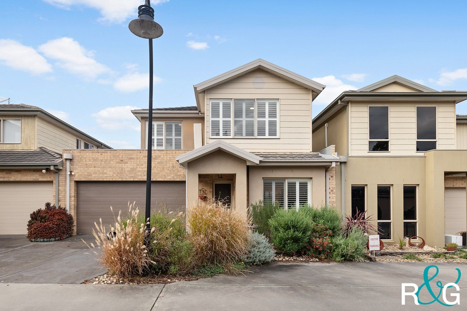 3 bedrooms Townhouse in 7 The Sheedy Way HASTINGS VIC, 3915