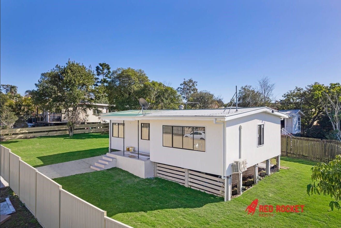 3 bedrooms House in 74 Ewing Road WOODRIDGE QLD, 4114