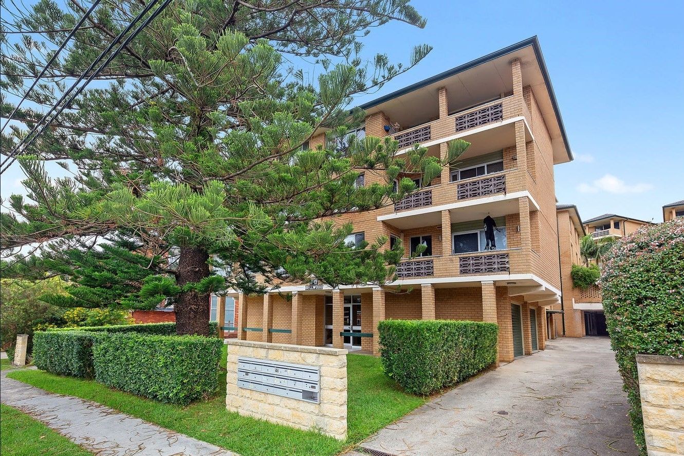 2 bedrooms Apartment / Unit / Flat in 27/11 Wilbar Avenue CRONULLA NSW, 2230