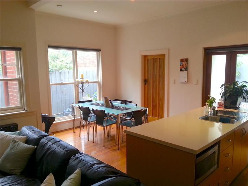 32 Ellerslie Place, Toorak Property History & Address Research Domain