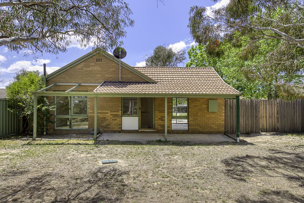 8 Lahey Place, Chisholm ACT 2905, Image 0