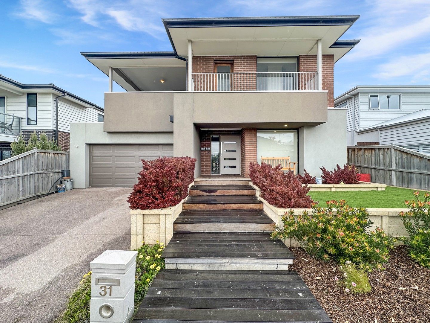 5 bedrooms House in 31 Yirn Ave TORQUAY VIC, 3228