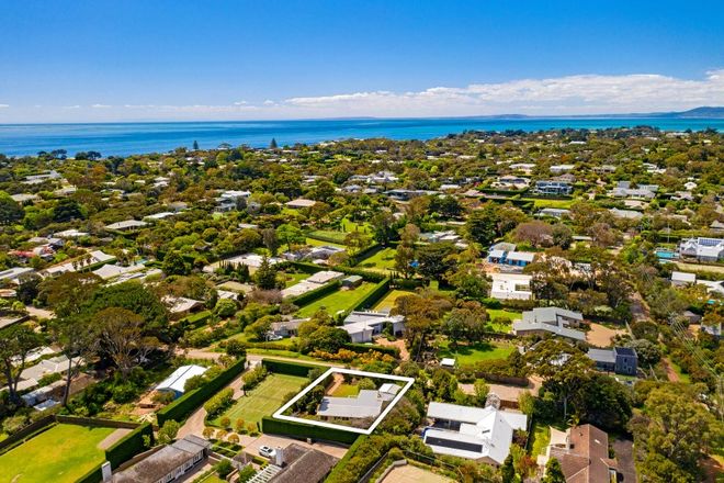 Picture of 24 Leyden Avenue, PORTSEA VIC 3944