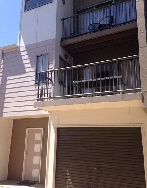 3 bedrooms Apartment / Unit / Flat in 4/4 Rosella Street GLADSTONE QLD, 4680