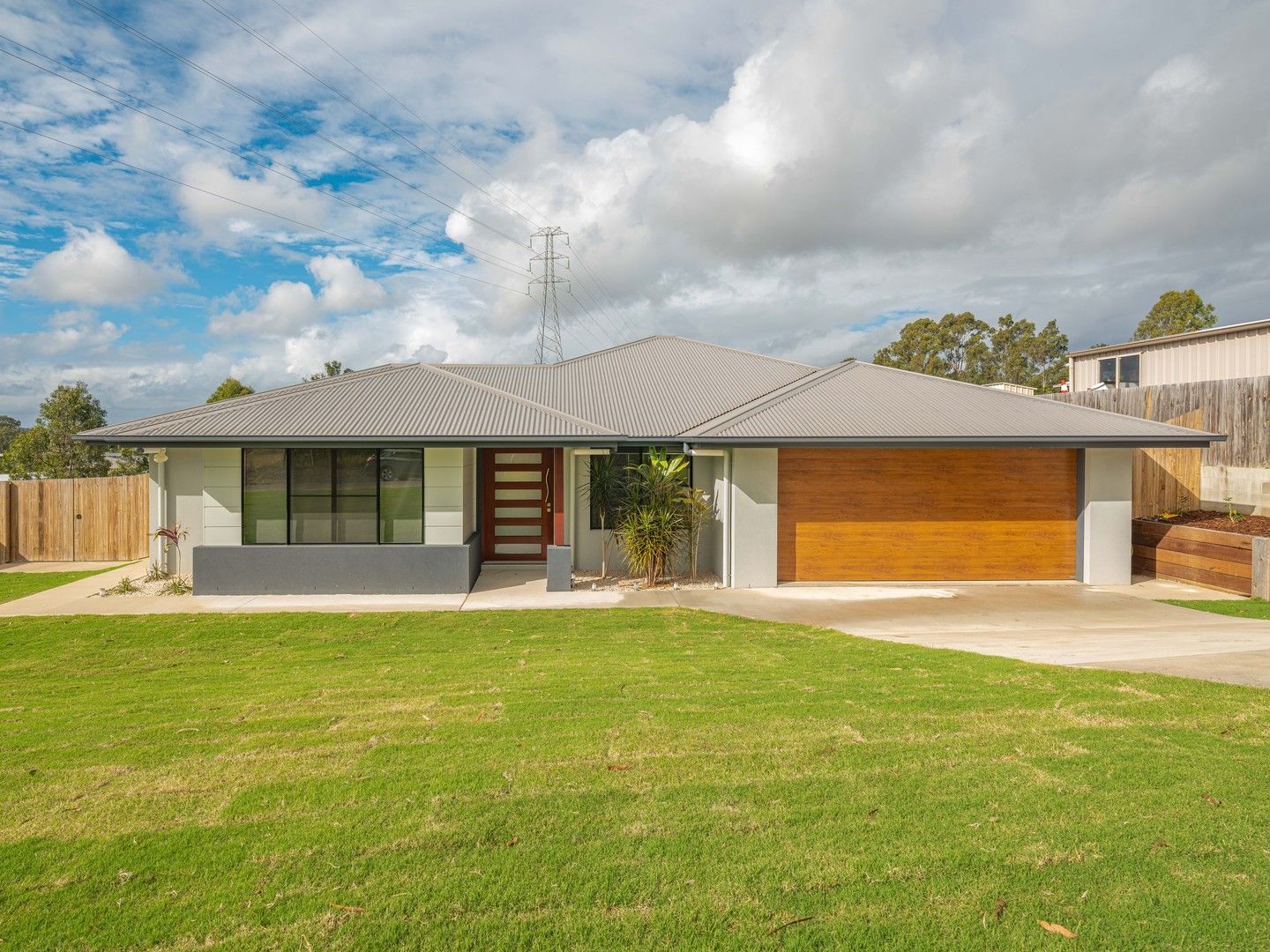 24 Eucalyptus Avenue, Southside QLD 4570, Image 0