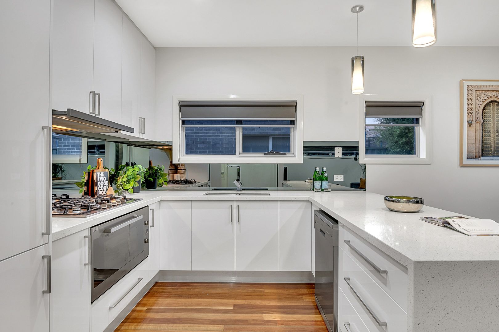 2/21 Watt Avenue, Oak Park VIC 3046, Image 2