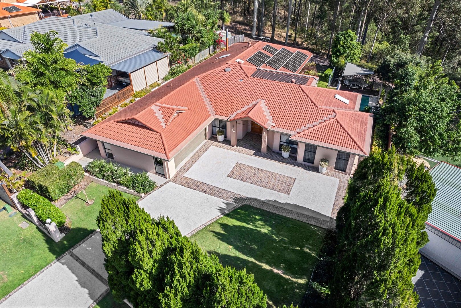 5 bedrooms House in 20 Havenwood Court ALBANY CREEK QLD, 4035