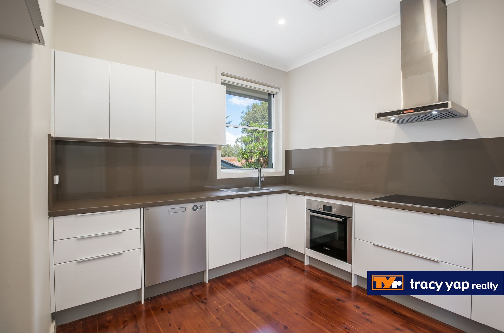 31 Kings Road, Denistone East NSW 2112, Image 2