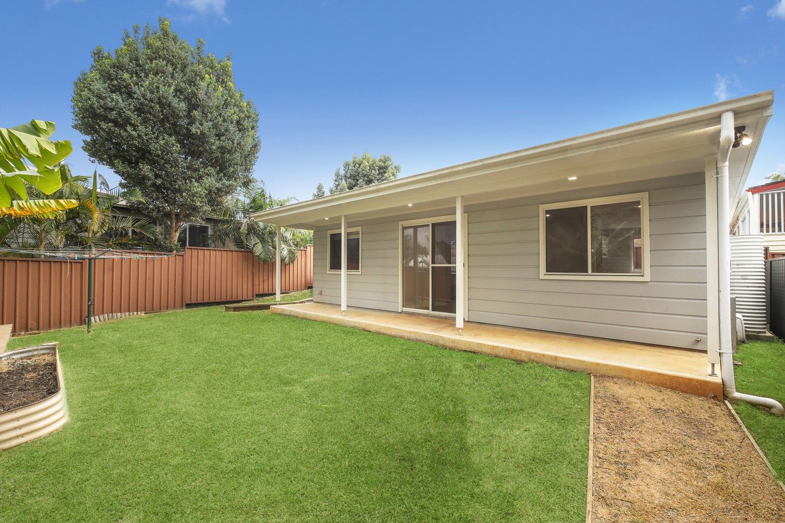 2 bedrooms House in 8A Empire Bay Drive KINCUMBER NSW, 2251