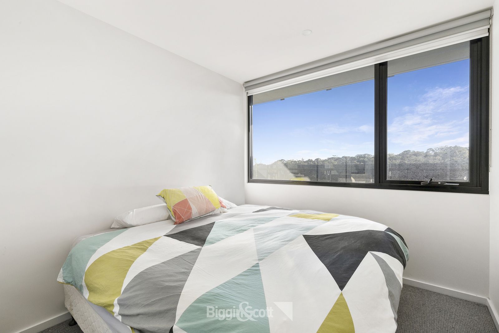 924/20 Shamrock Street, Abbotsford VIC 3067, Image 2