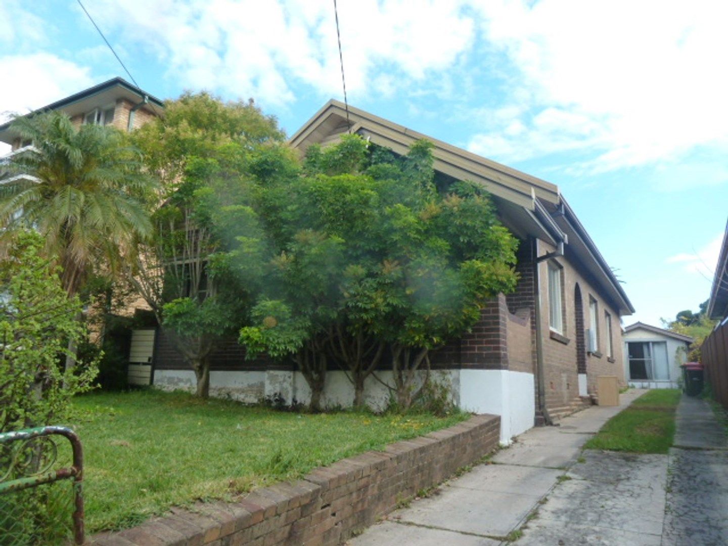 2 bedrooms House in 61A Harrow Road AUBURN NSW, 2144