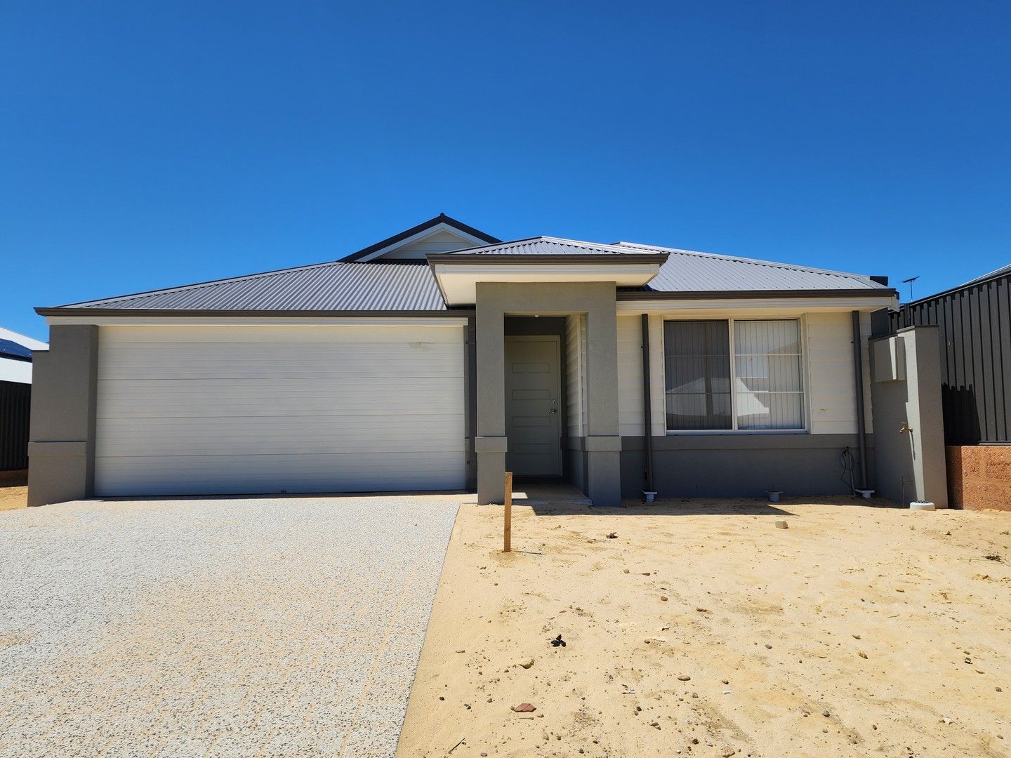 2 bedrooms House in 11A Avro Way BULLSBROOK WA, 6084