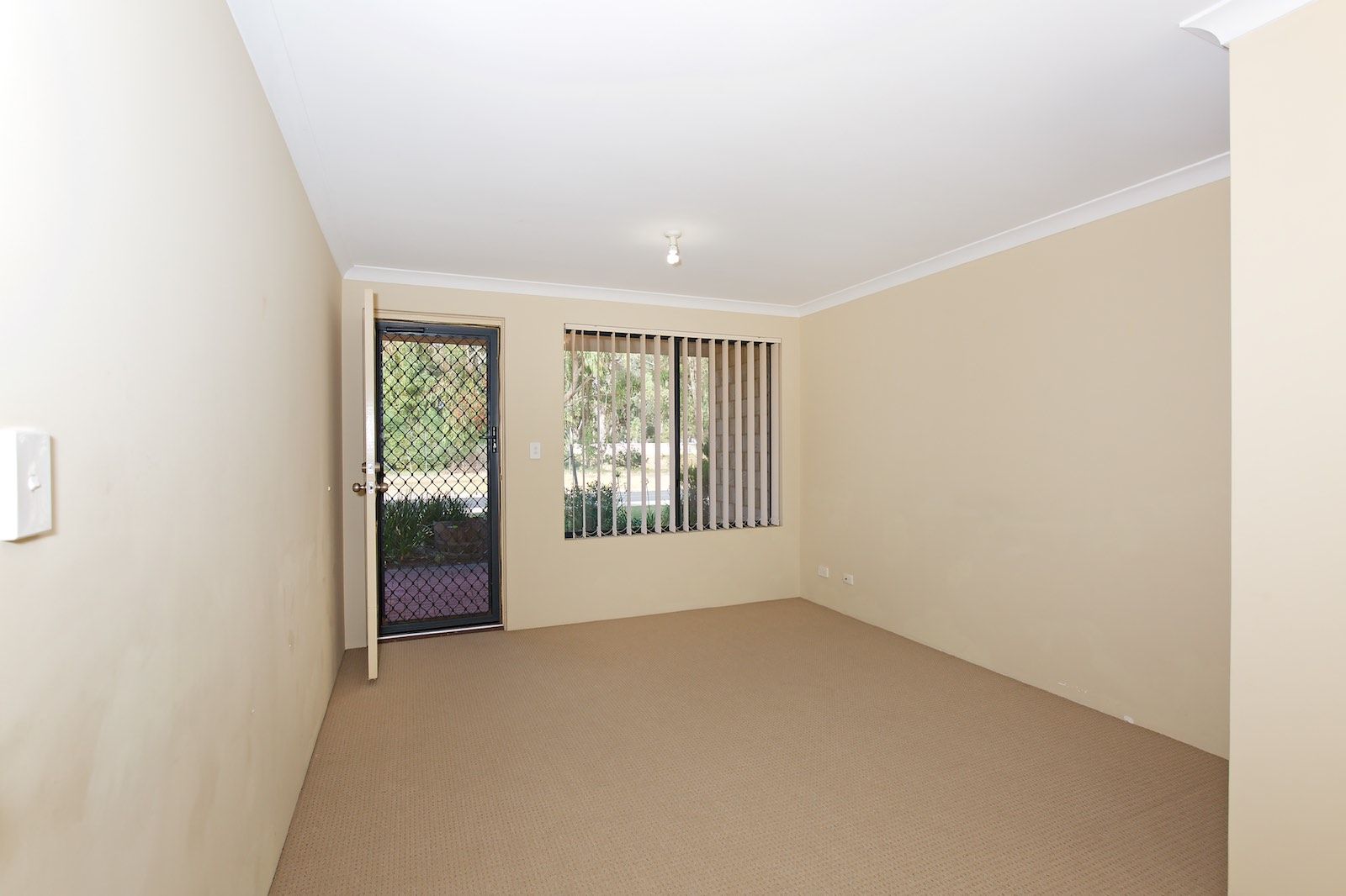 4/70 Waldron Boulevard, Greenfields WA 6210, Image 1