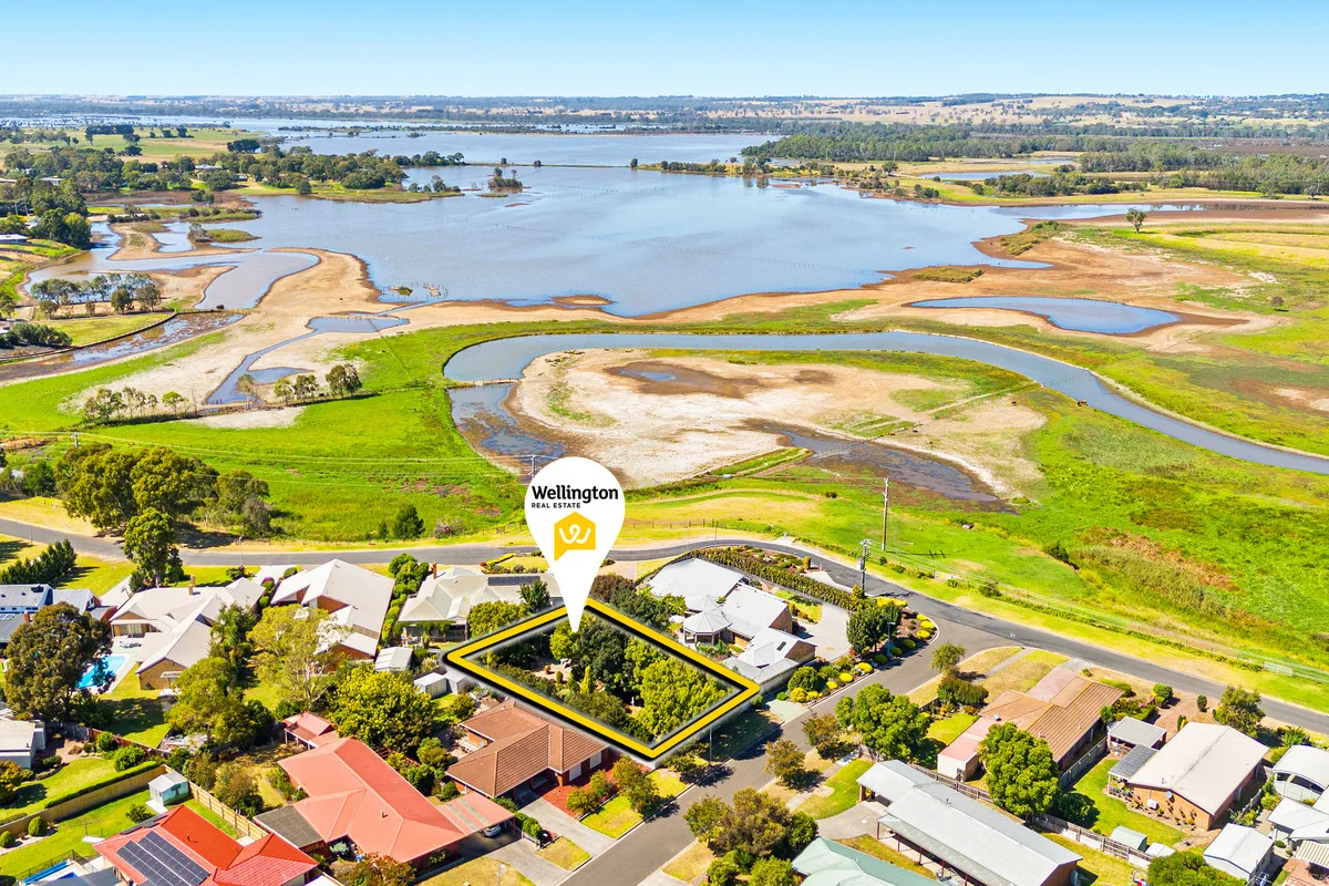 2 Yvette Close, Sale VIC 3850