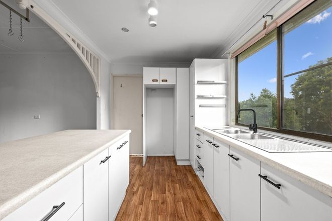 213 Blackstone Road Silkstone 4304 - Image 4