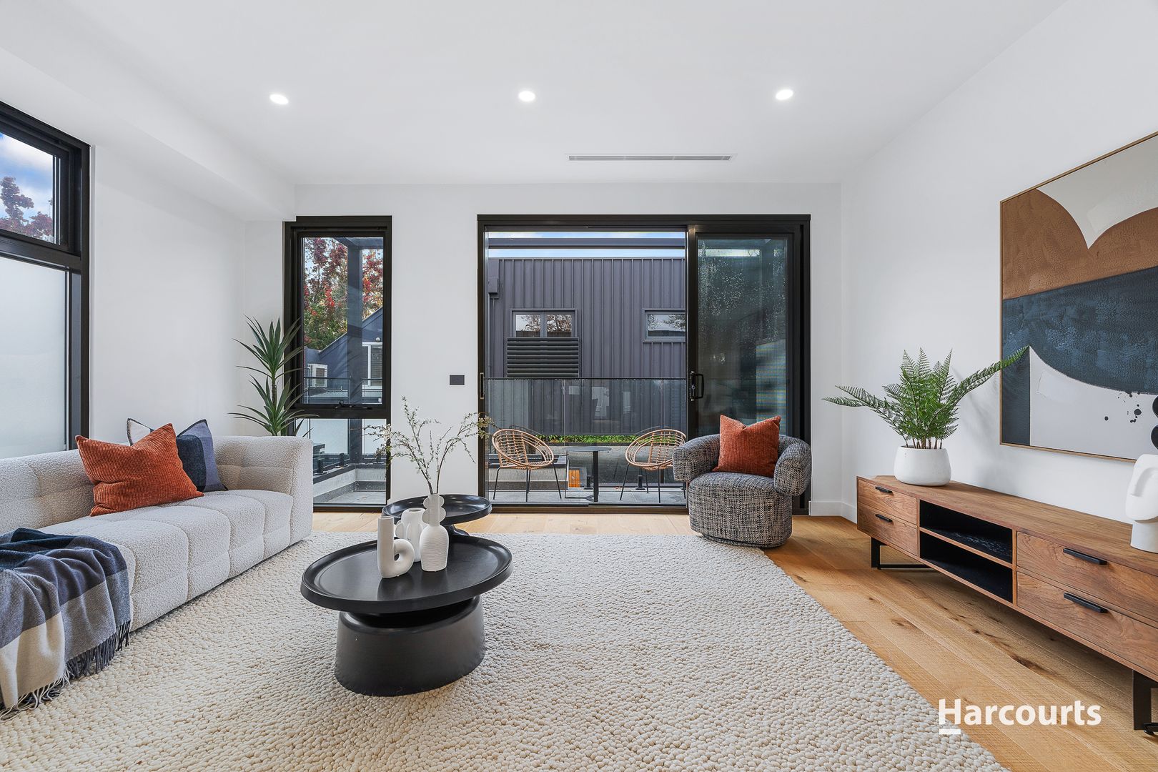 1 217 Mont Albert Road