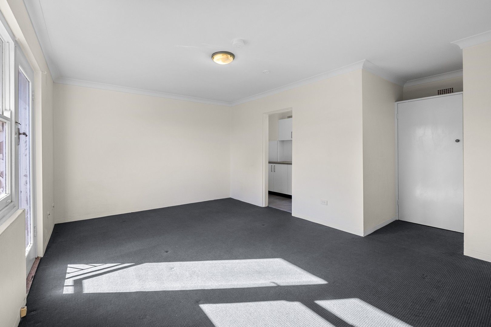 Studio in 5/5-7 Hawken St, NEWTOWN NSW, 2042