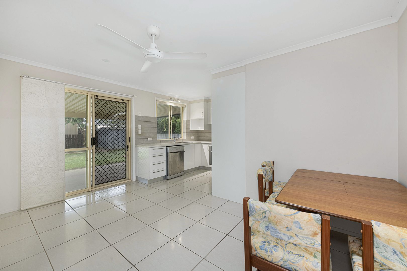 4 Elworthy Street, Bargara QLD 4670, Image 2