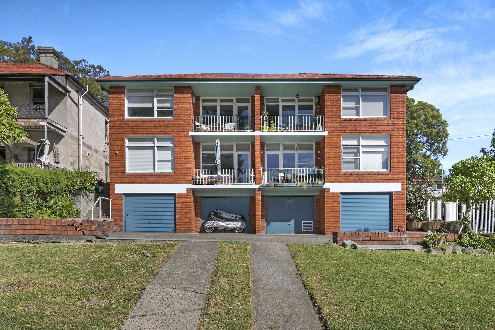 2 bedrooms Apartment / Unit / Flat in 4/23 Thames Street BALMAIN NSW, 2041
