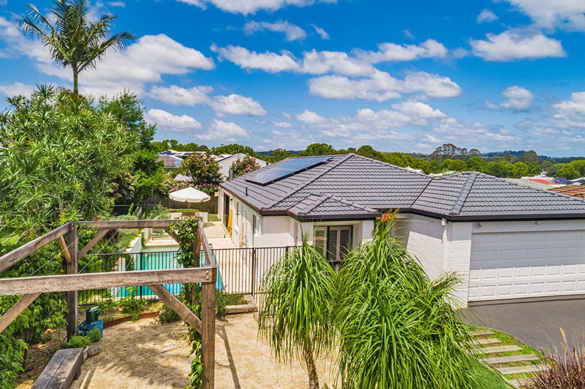 4 bedrooms House in 12 Ivory Curl Place BANGALOW NSW, 2479