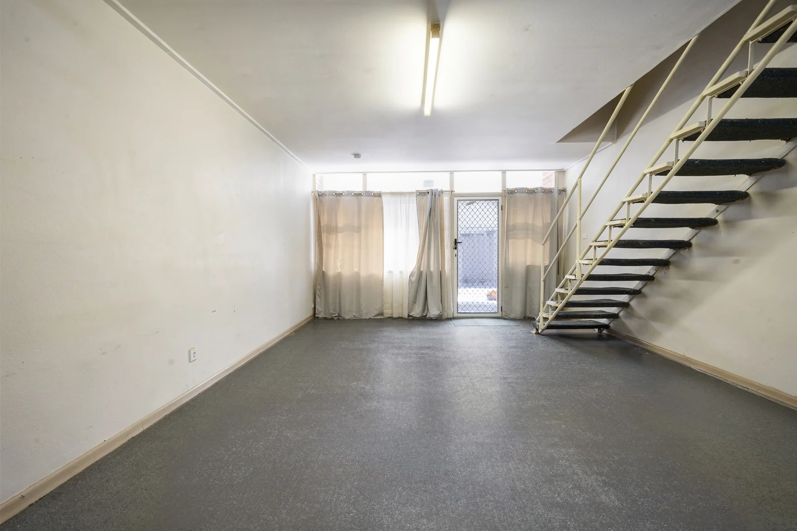 Additional image 7 of 4/81 Frank Street, Labrador QLD 4215