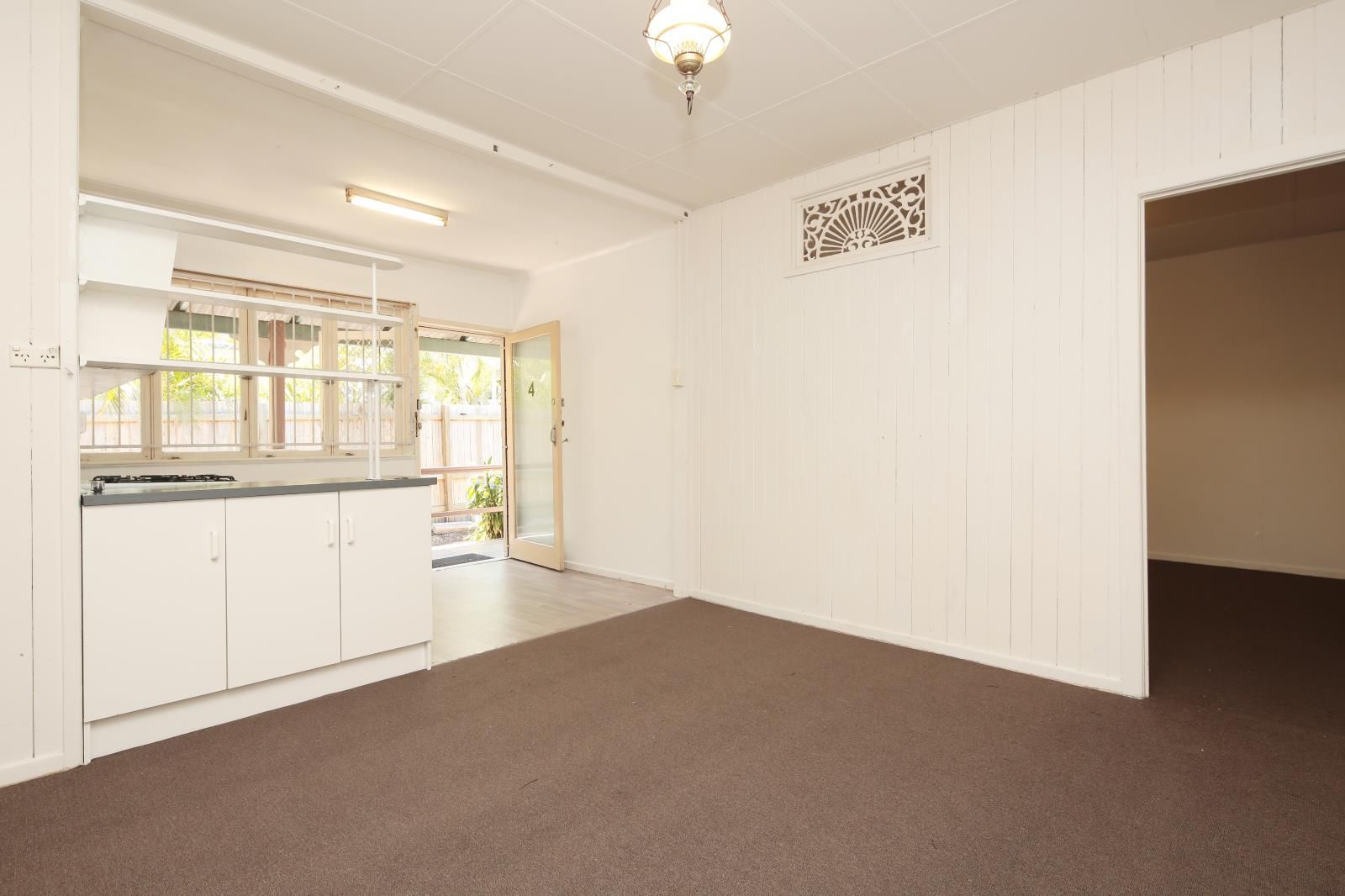 1 bedrooms Apartment / Unit / Flat in 4/135 Albion Road WINDSOR QLD, 4030