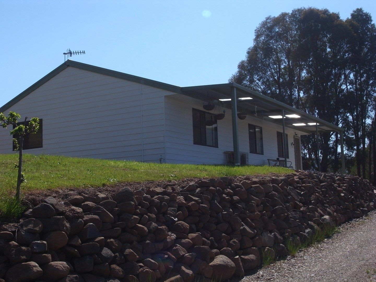 2 Lyne St WEST, Tumbarumba NSW 2653, Image 0