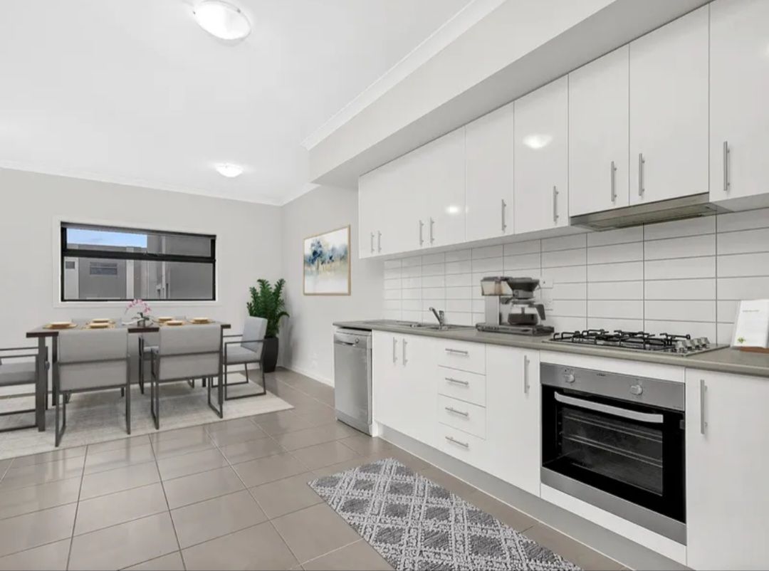 2 bedrooms Townhouse in 7 Matilda Avenue WOLLERT VIC, 3750