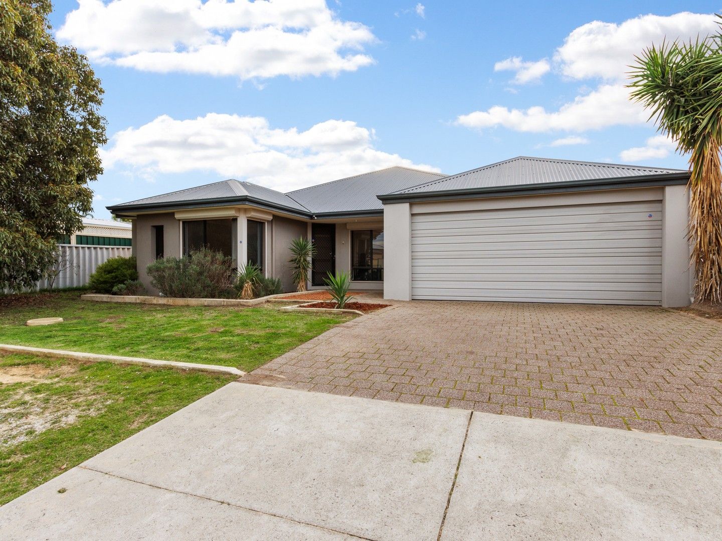 4 Swinden Court, Maddington WA 6109, Image 0