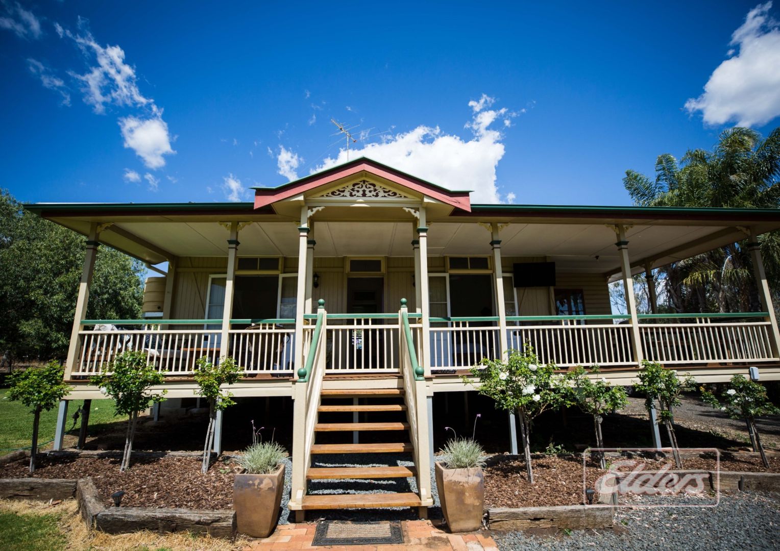 11 Kurrajong Drive, Dalby Property History & Address Research Domain