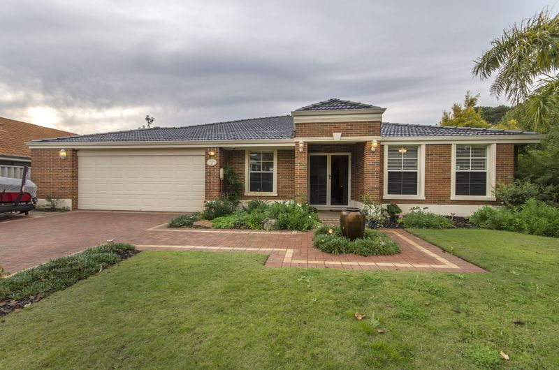 20 Clonmel Mews, Waterford WA 6152, Image 0