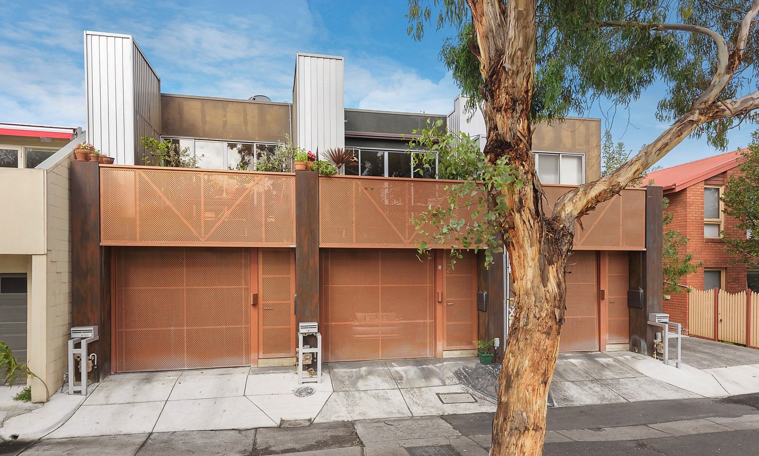 2 bedrooms Townhouse in 8 Jones Street BRUNSWICK VIC, 3056