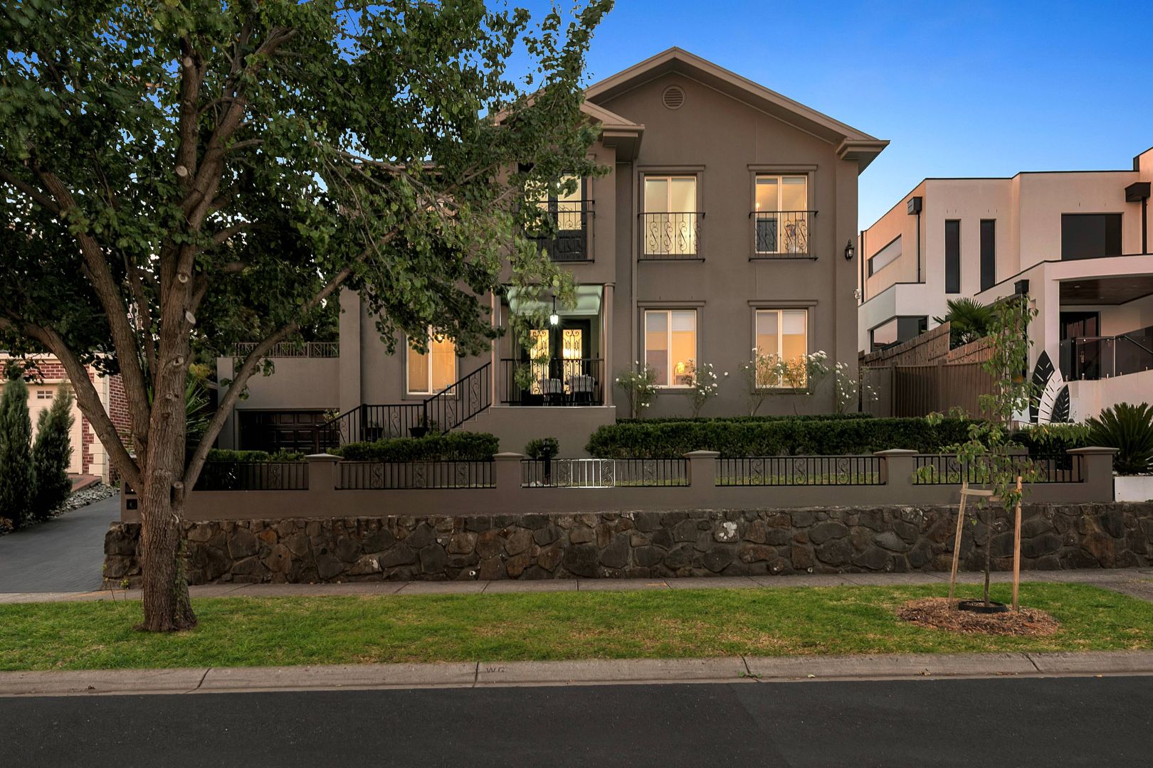 42 Excelsior Heights, Craigieburn VIC 3064 Domain