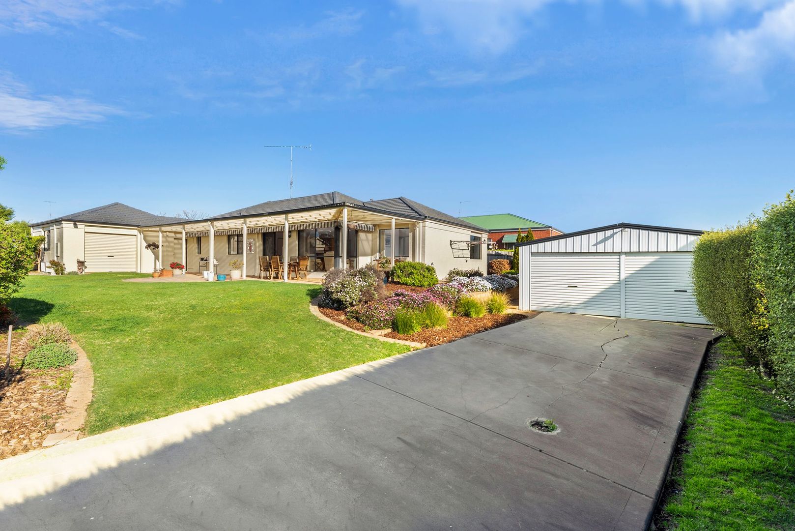 10 Huon Crescent, Leopold VIC 3224, Image 2