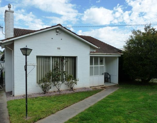 15 Lyndoch Avenue, Warrnambool VIC 3280