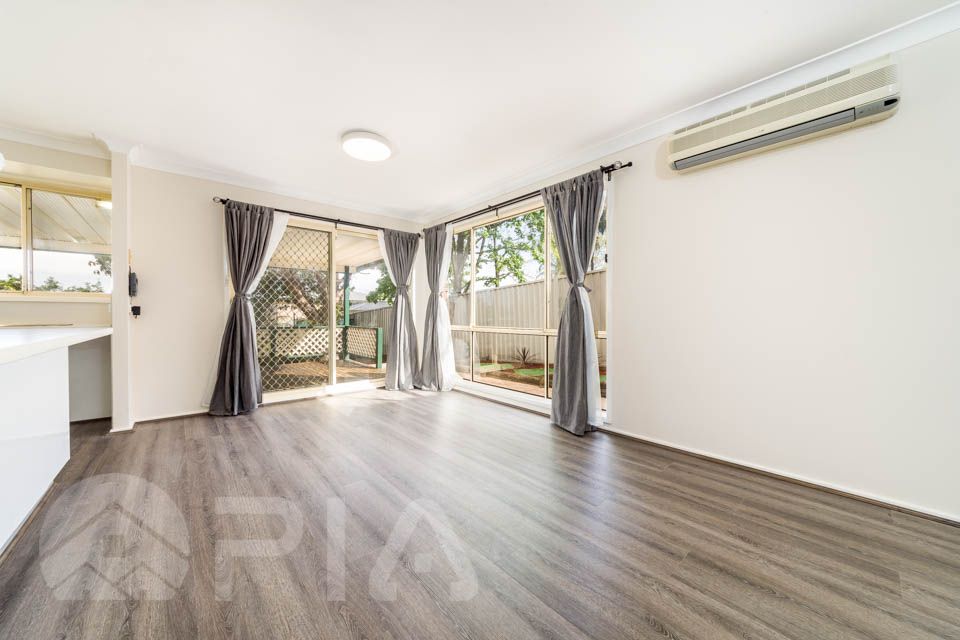 8A Portia Rd, Toongabbie NSW 2146, Image 2