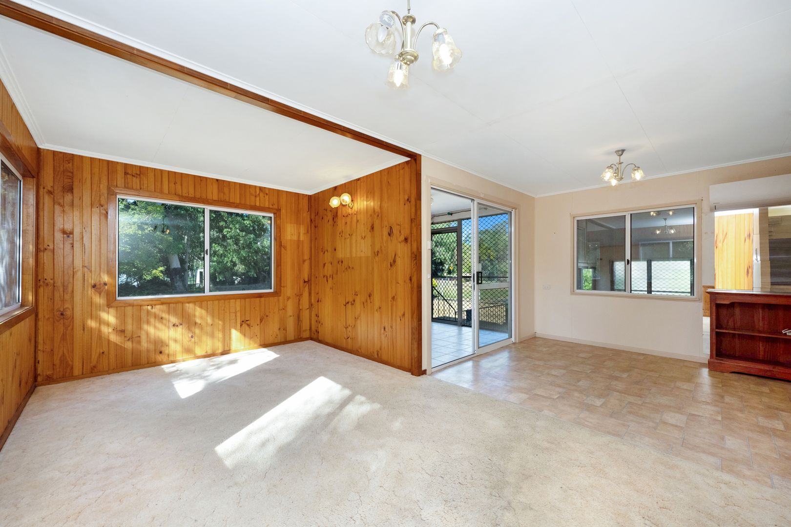Sold 2 Snapper Court Cungulla QLD 4816 on 31 Oct 2023 2018565732