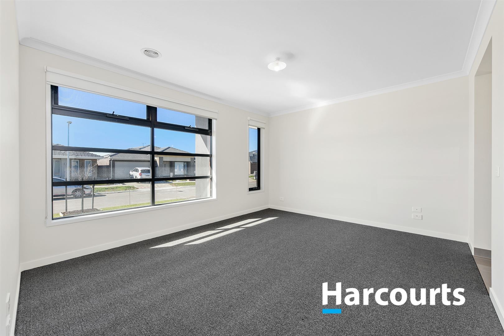 24 Dorkings Way, Clyde North VIC 3978, Image 1
