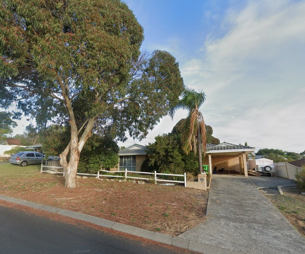 4 bedrooms House in 7 Lockwood Crescent WITHERS WA, 6230