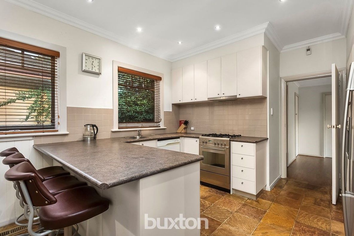 65 McCubbin Street, Burwood VIC 3125, Image 2