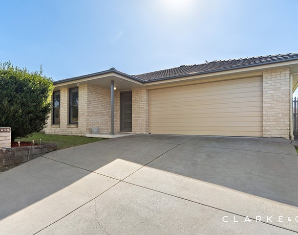 13 Paperbark Parade, Aberglasslyn NSW 2320