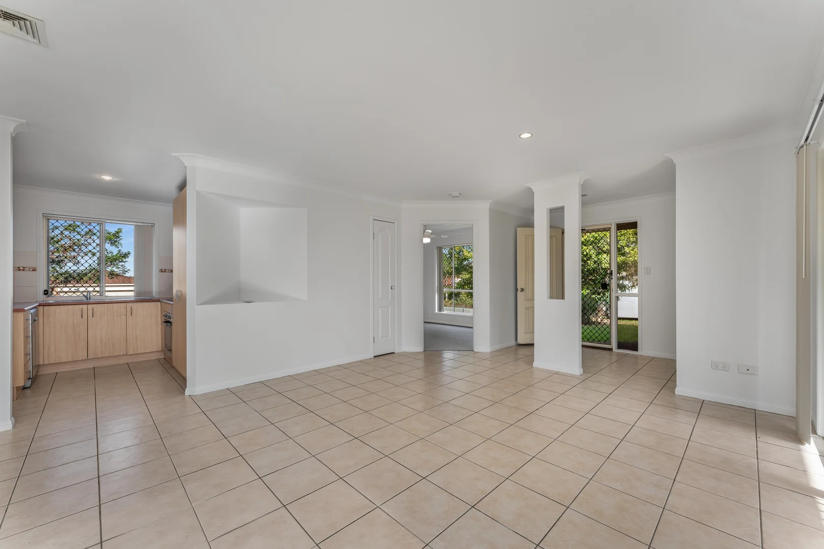 Additional image 5 of 46 Rachel Drive, Crestmead QLD 4132