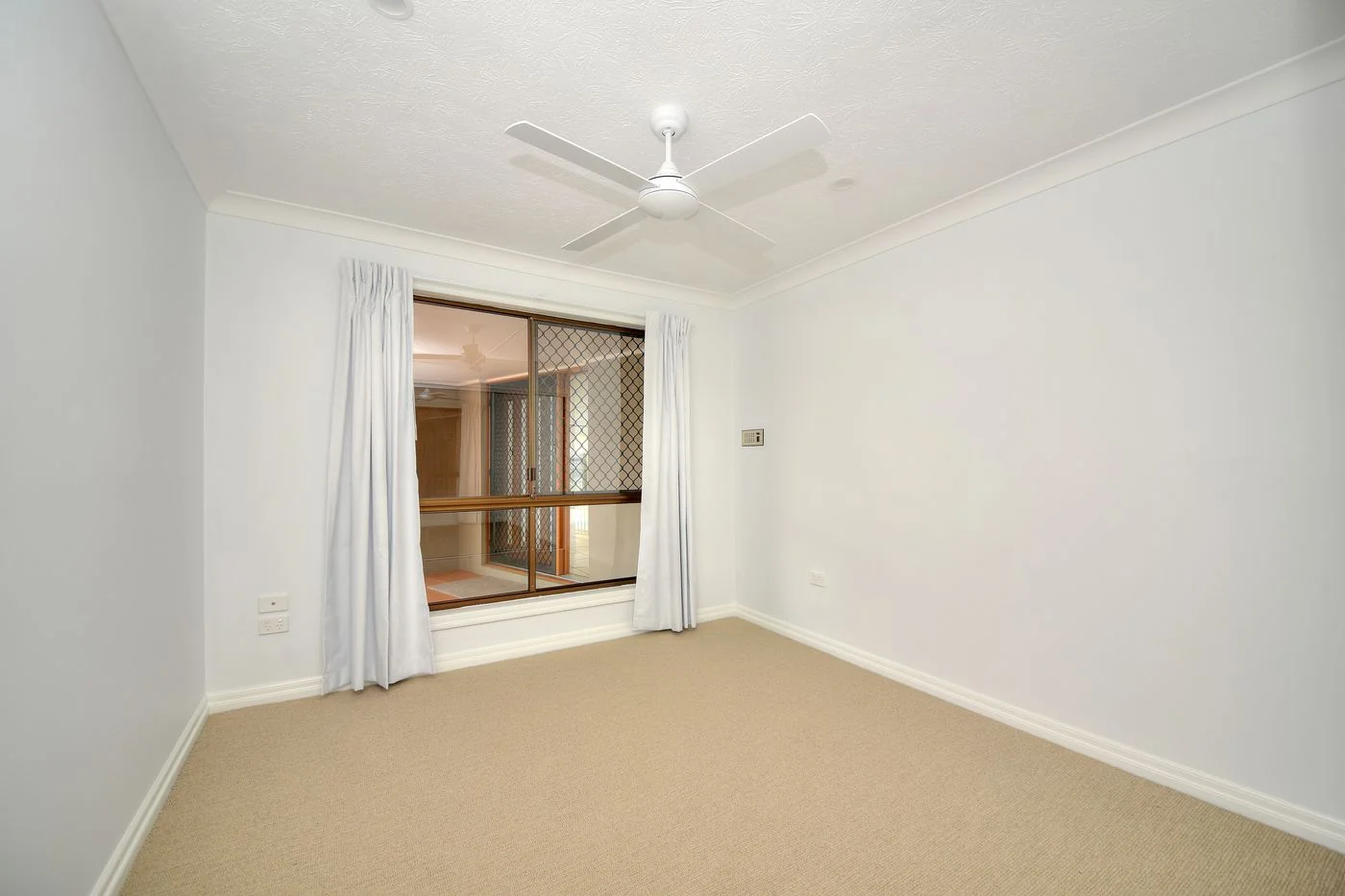 Additional image 15 of 52 Wild Duck Dr, Mermaid Waters QLD 4218