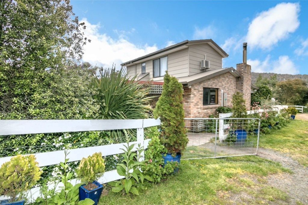 945 Glen Huon Road, Glen Huon Property History & Address Research