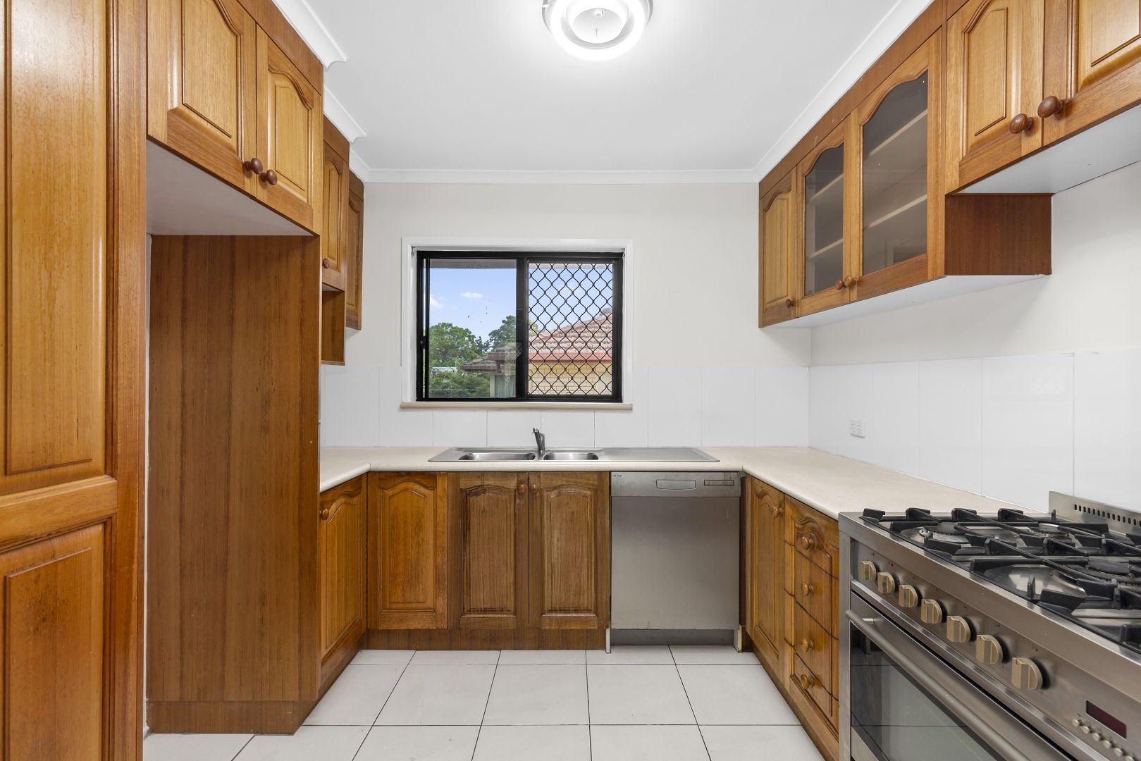 15 Lansvale Street, Mitchelton QLD 4053 House For Rent 750 Domain