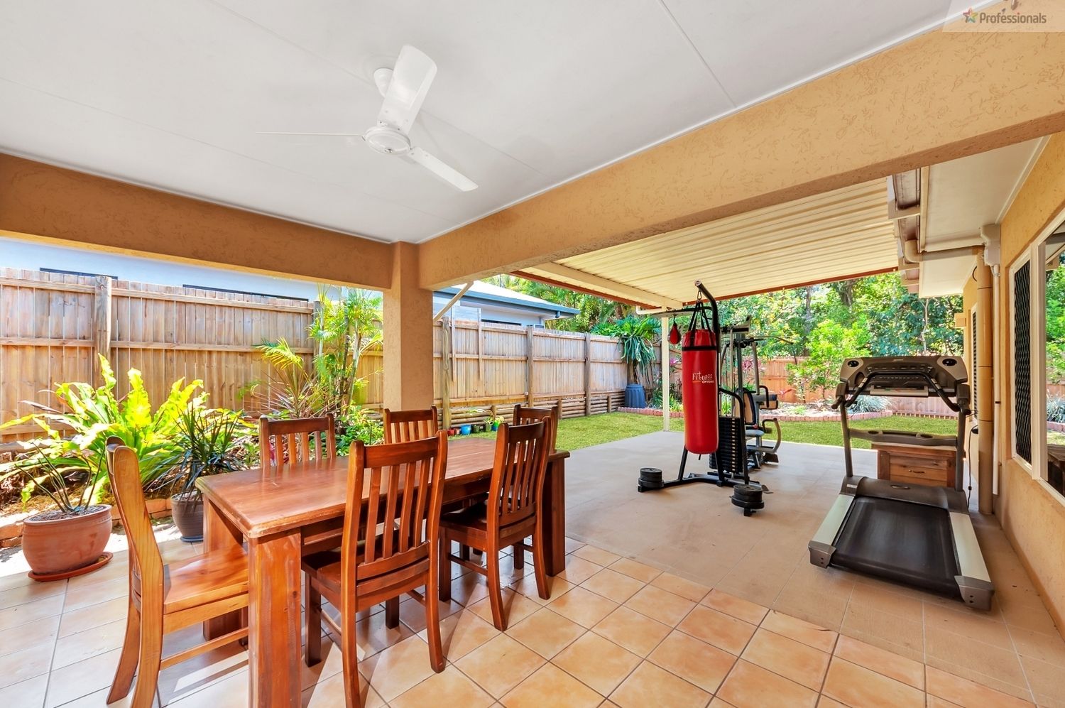 10 Dan Jones Street, Bentley Park QLD 4869, Image 2