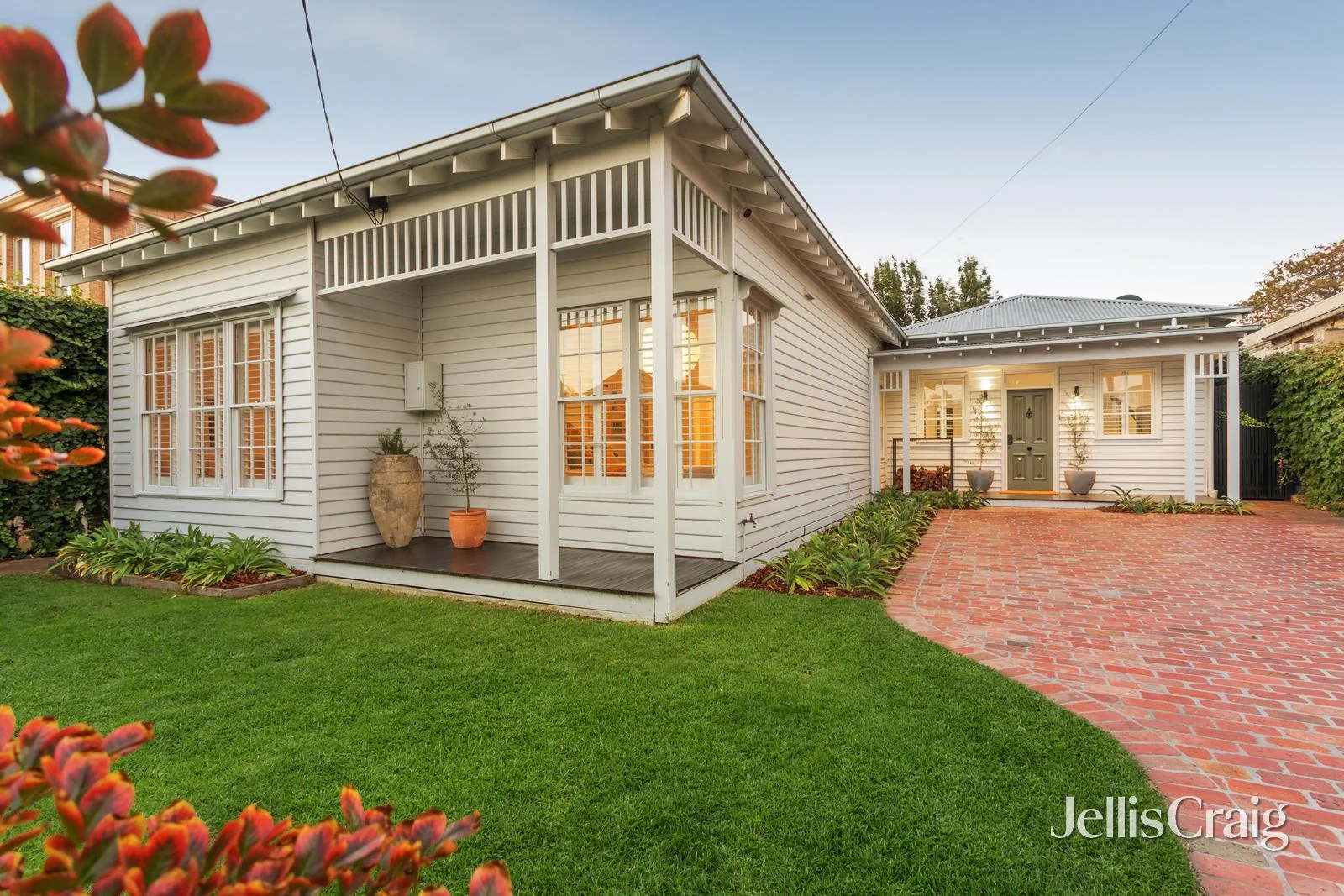31 Orchard Street, Brighton VIC 3186