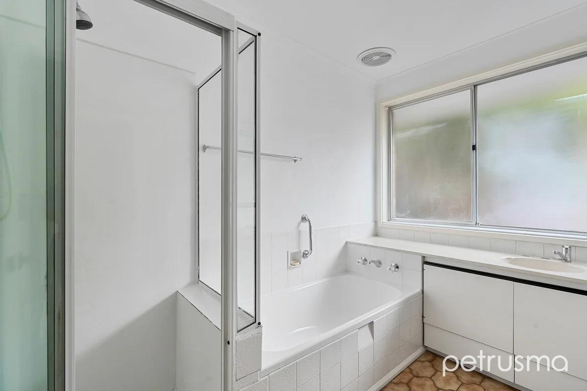 Additional image 15 of 33 Kunama Drive, Kingston Beach TAS 7050