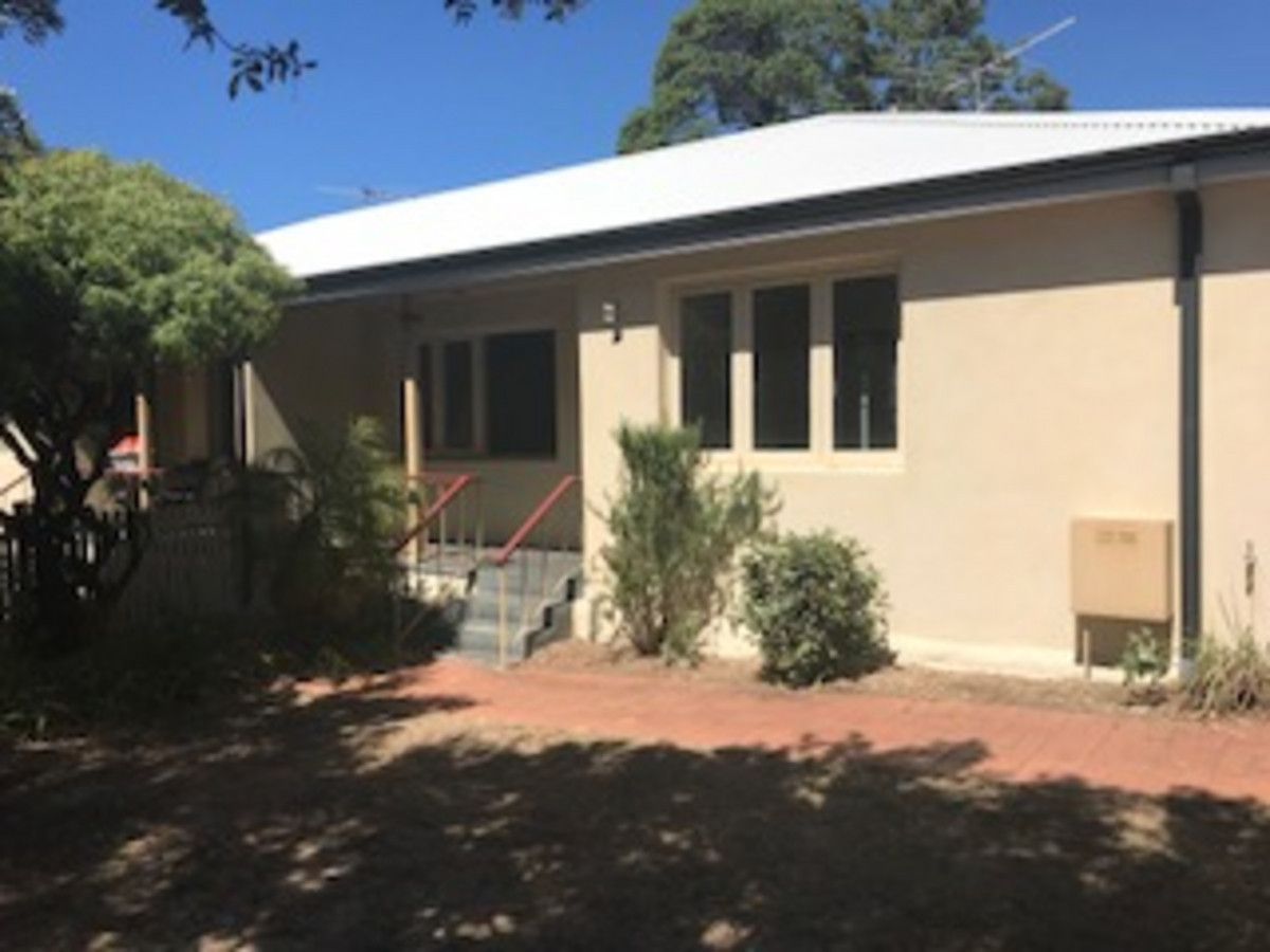 3 bedrooms House in 3B Menas Place COOLBELLUP WA, 6163